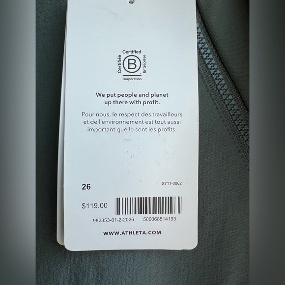 Athleta - Highlands Hybrid Cargo 11 Tight - NWT -Green size 26 - Picture 6 of 15